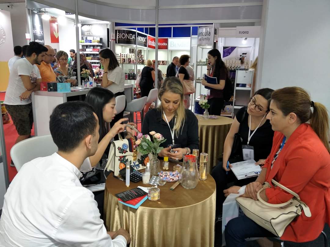 d347aff490bc979651578a3f8f77b23